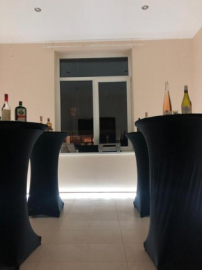 kouzmanovs_guesthouse